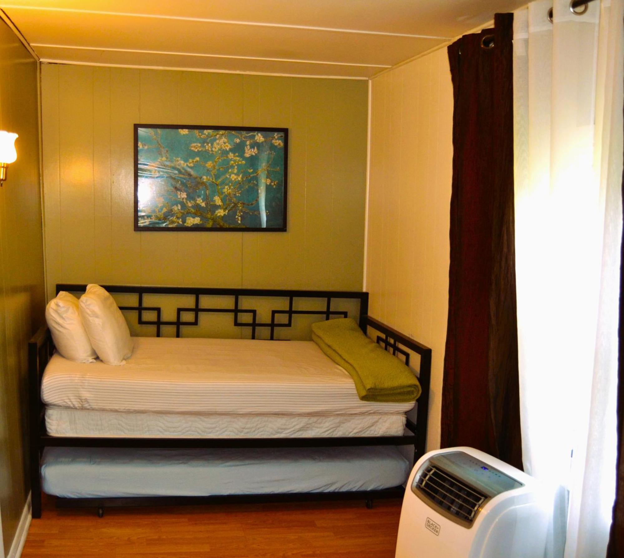 Riverside Grand Forks Bagian luar foto